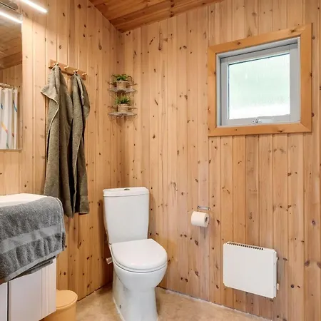 Hedwig - 120m To The Fjord By Interhome Storvorde
